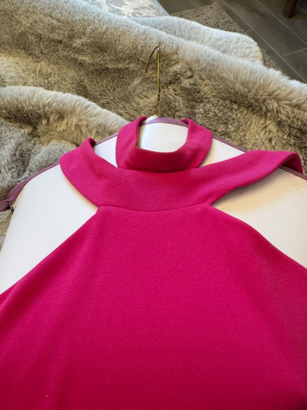 bebe Fuchsia Halter Cutout Bodycon Mini Dress - Picture 4 of 8